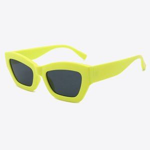 Classic UV400 Polycarbonate Frame Sunglasses